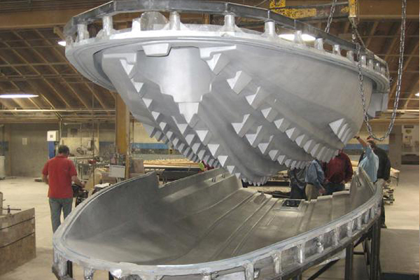 Casting Our foundation was built on high quality cast aluminum molds and through the years we have continuously improved our designs and processes. Large, complicated cast molds are produced regularly.
